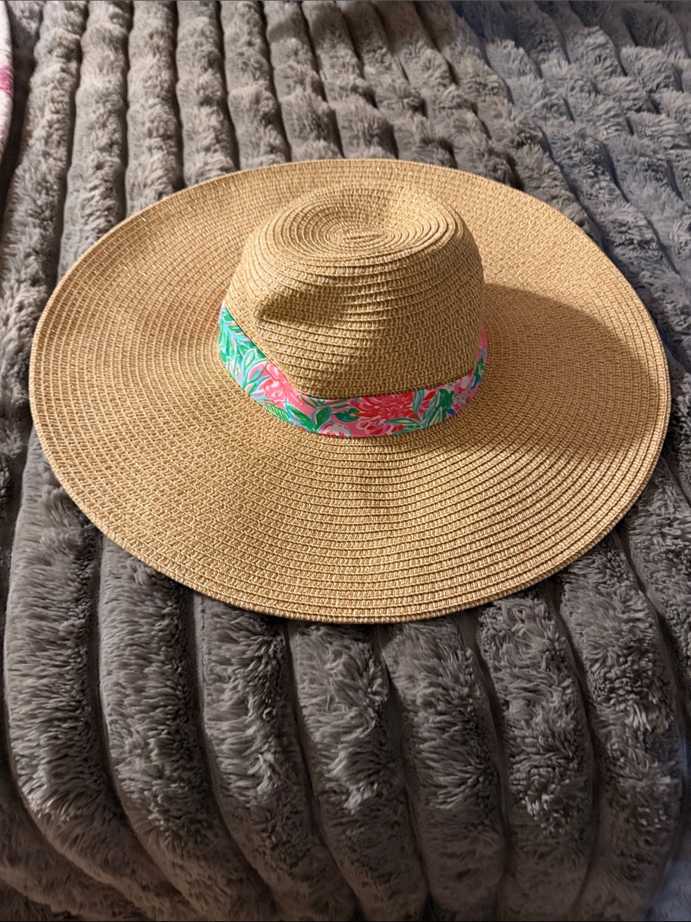 Lilly Pulitzer Natural Straw Wide Brim Hat with Pink & Green Floral Band BNWT